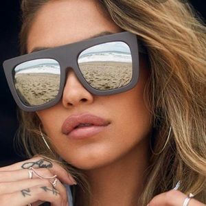 Gray Quays Cafe Racer